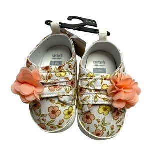 Carter's Floral Baby Shoes with soft‎ cloth bottom 3-6 Months New with tags